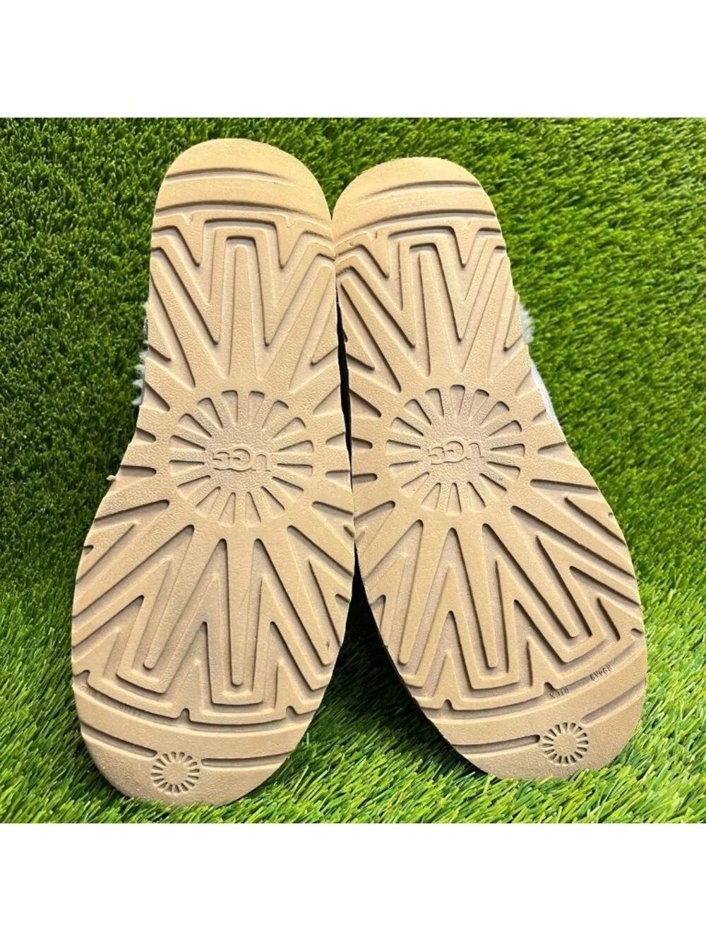UGG Mini Bailey Bow II Womens Size 9 Gray Classic Outdoor Suede Winter Boots